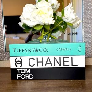 Coffee table books(boxes)